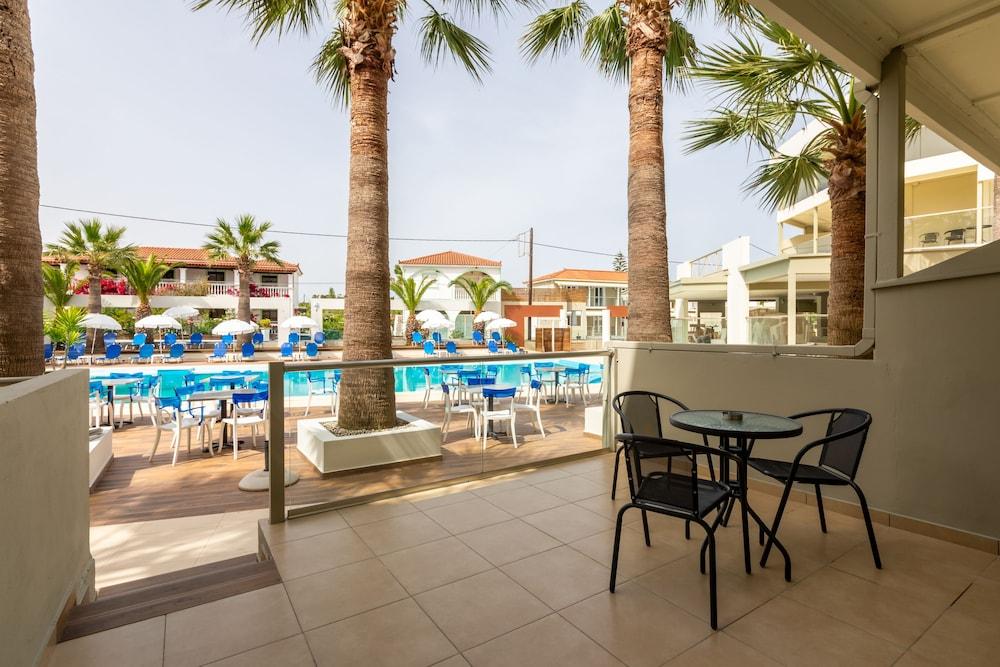 Arkadianos Aparthotel Agios Sostis  Exterior foto