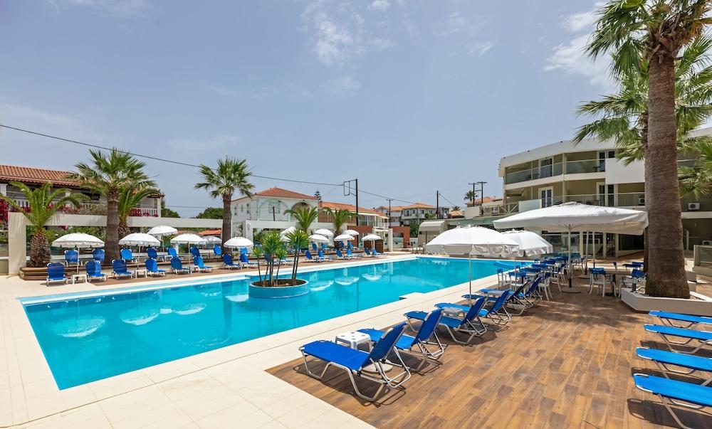 Arkadianos Aparthotel Agios Sostis  Exterior foto